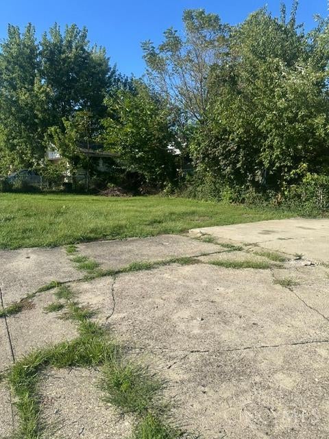 1701 De Armand Avenue