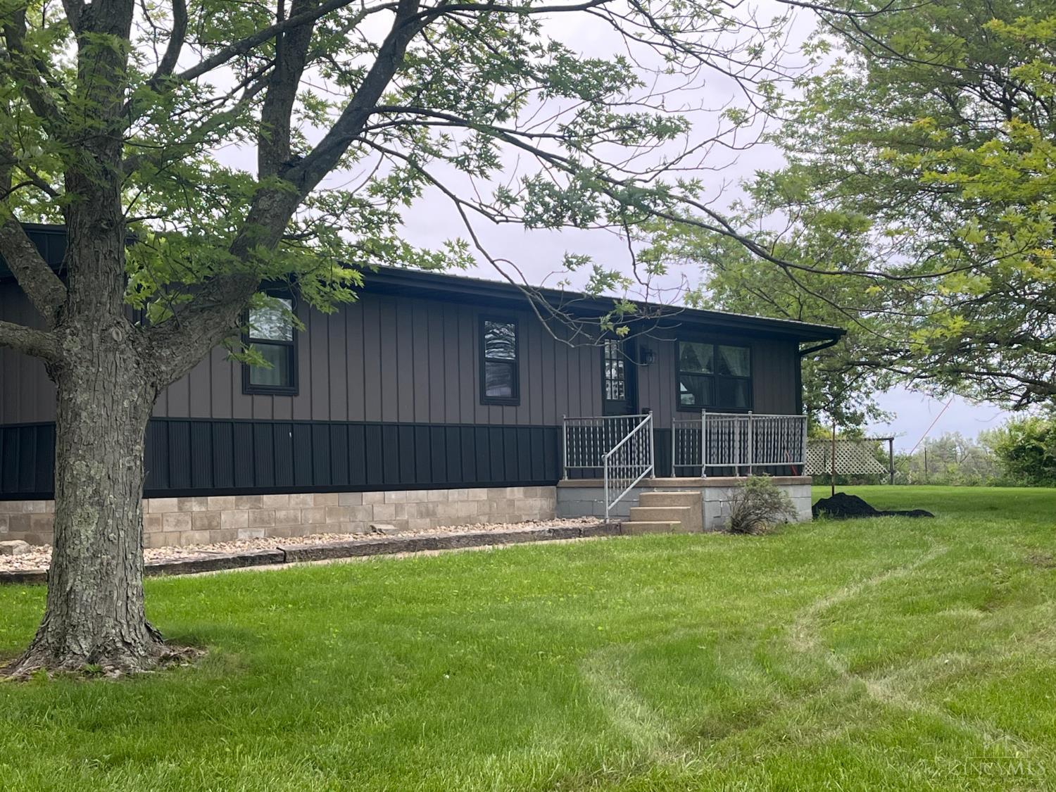 9220 Stoney Point Road, Liberty Twp, Ohio image 1