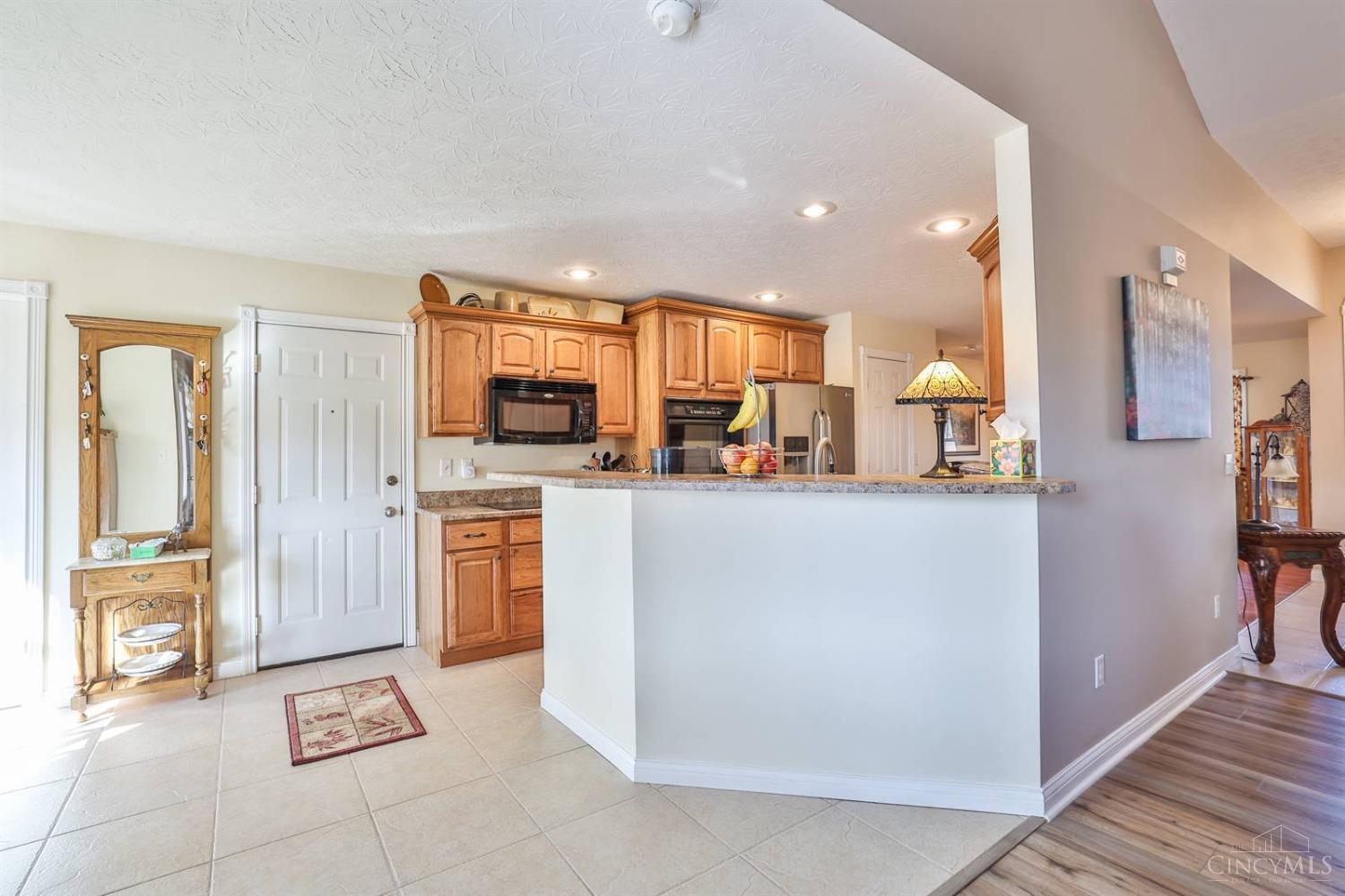 4737 Tall Oak Drive, Aurora, Indiana image 15