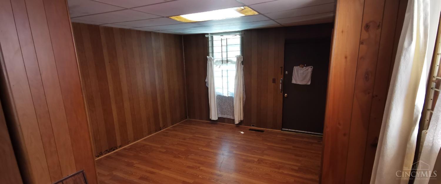 830 Poplar Street, Cincinnati, Ohio image 3