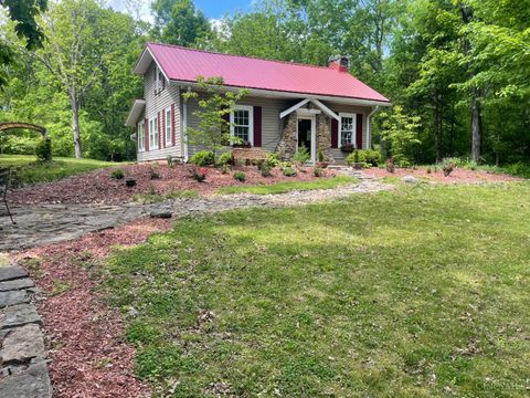 Photo of 799 Millville Oxford Road, Hamilton, OH 45013 (MLS # 1879606)