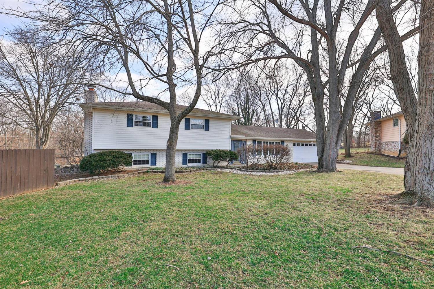 2534 E Highwood Drive, Fairfield, Ohio image 1
