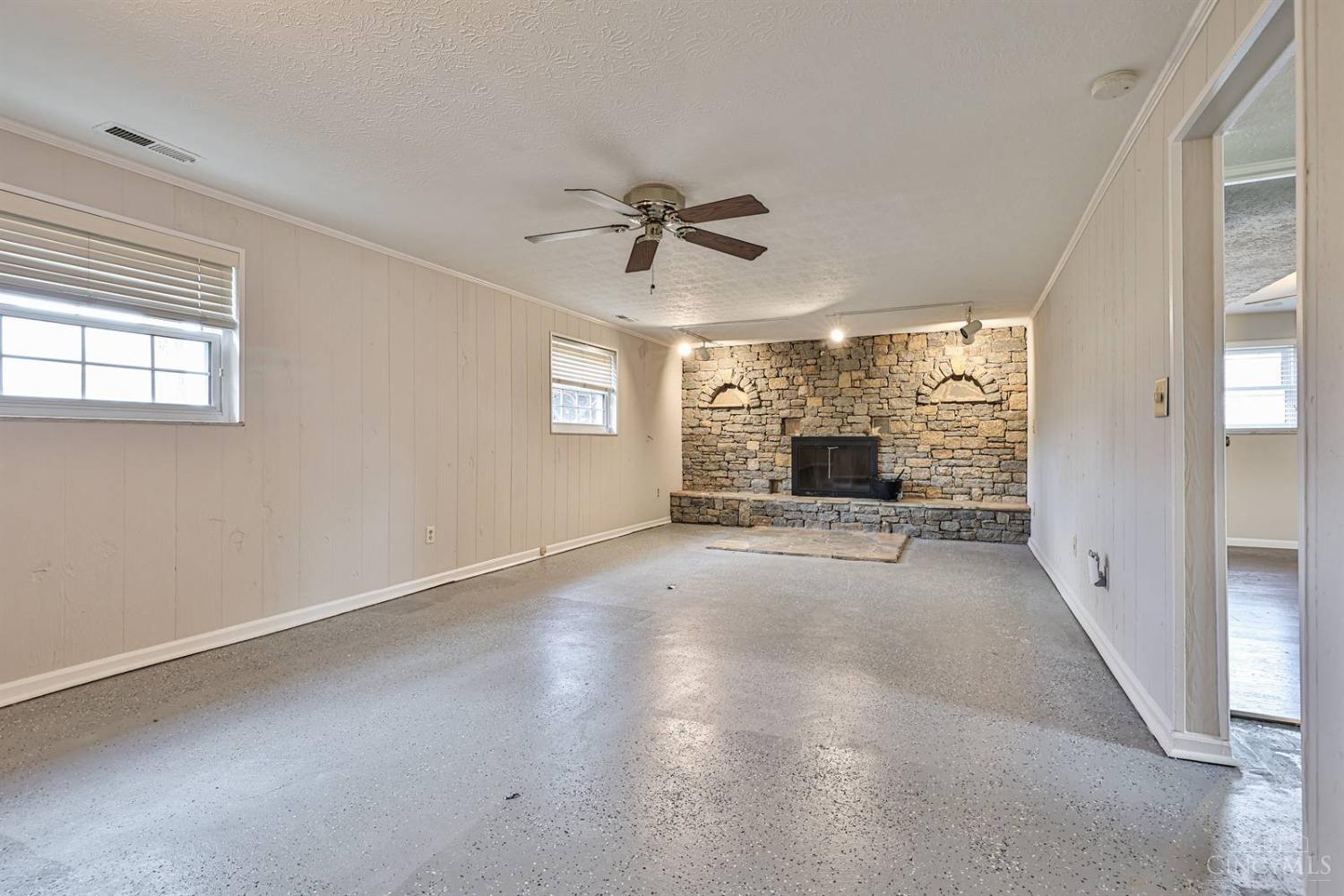 2534 E Highwood Drive, Fairfield, Ohio image 25