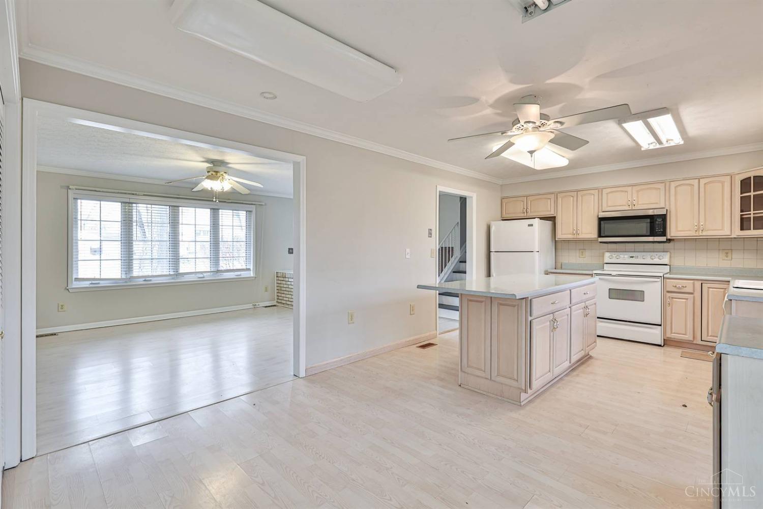 2534 E Highwood Drive, Fairfield, Ohio image 11