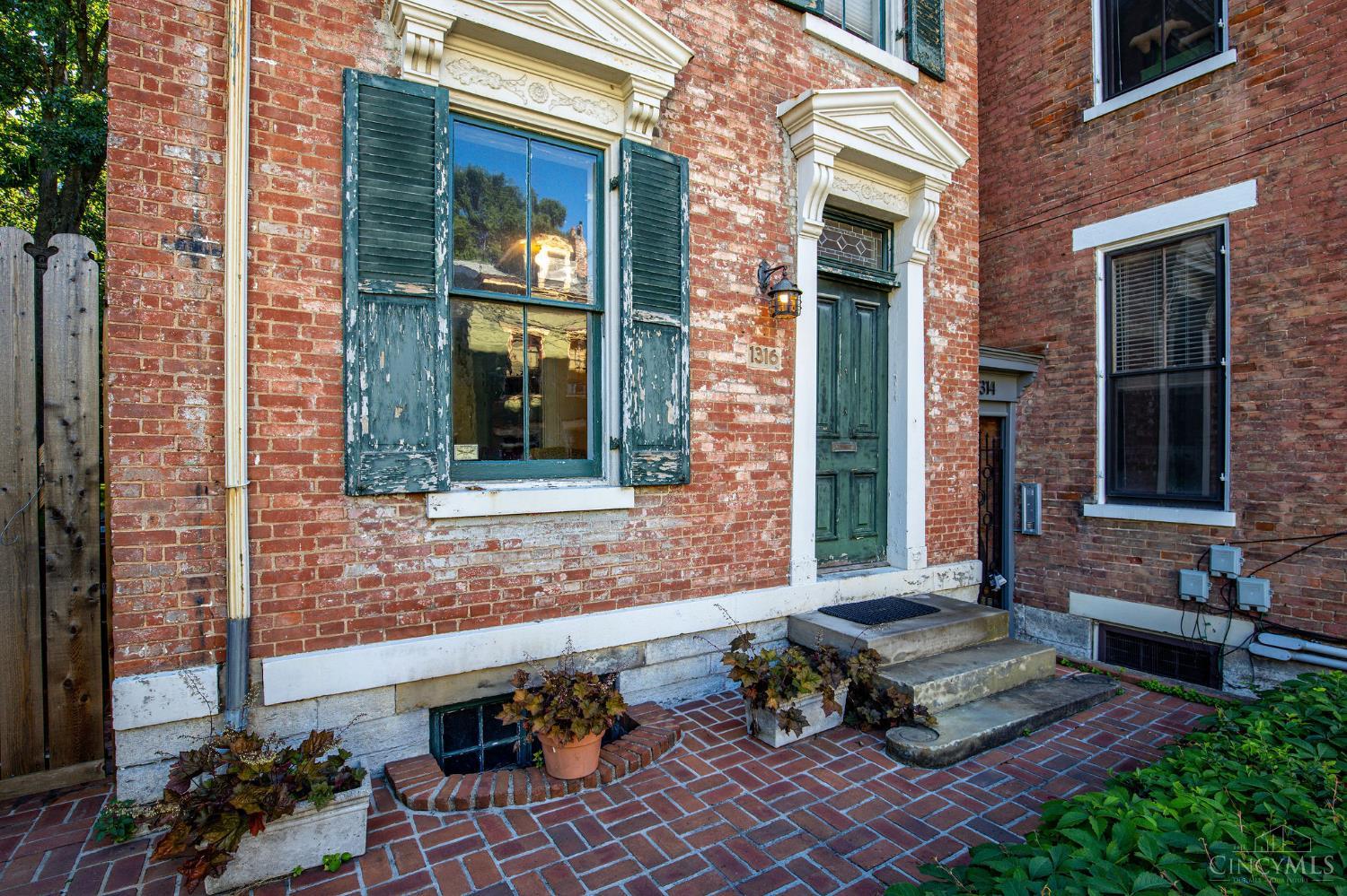 1316 Spring Street