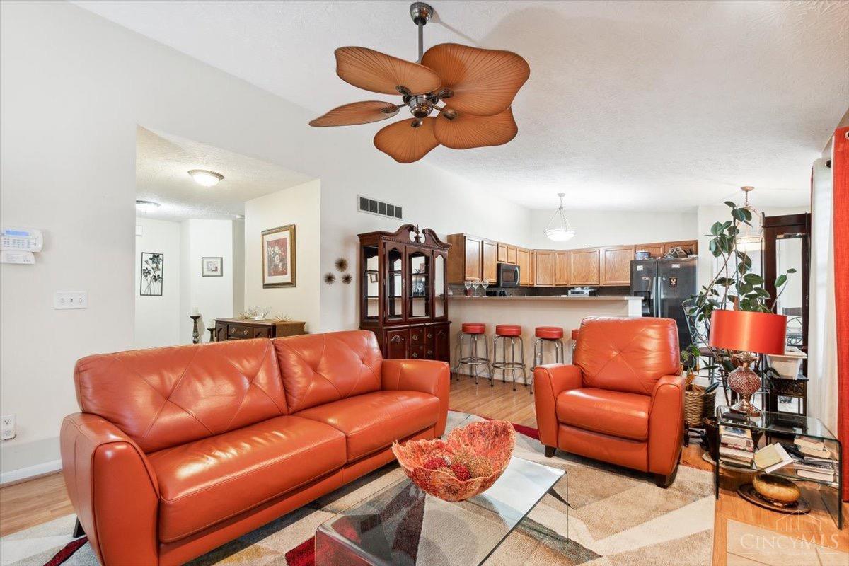 550 Eagles View Drive, Hamilton, Ohio image 6