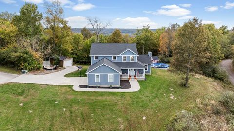 Photo of 1119 Grants Pass Drive, Washington Township, OH 45153 (MLS # 1859605)