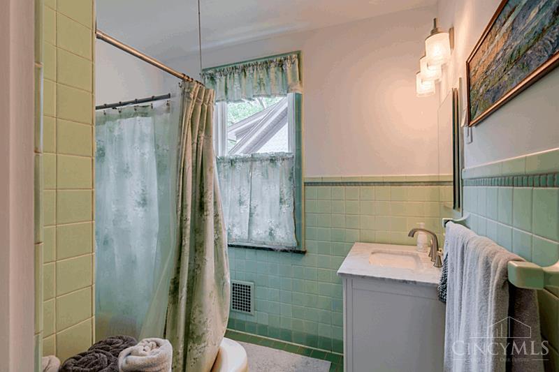 2510 Marsh Avenue, Norwood, Ohio image 28