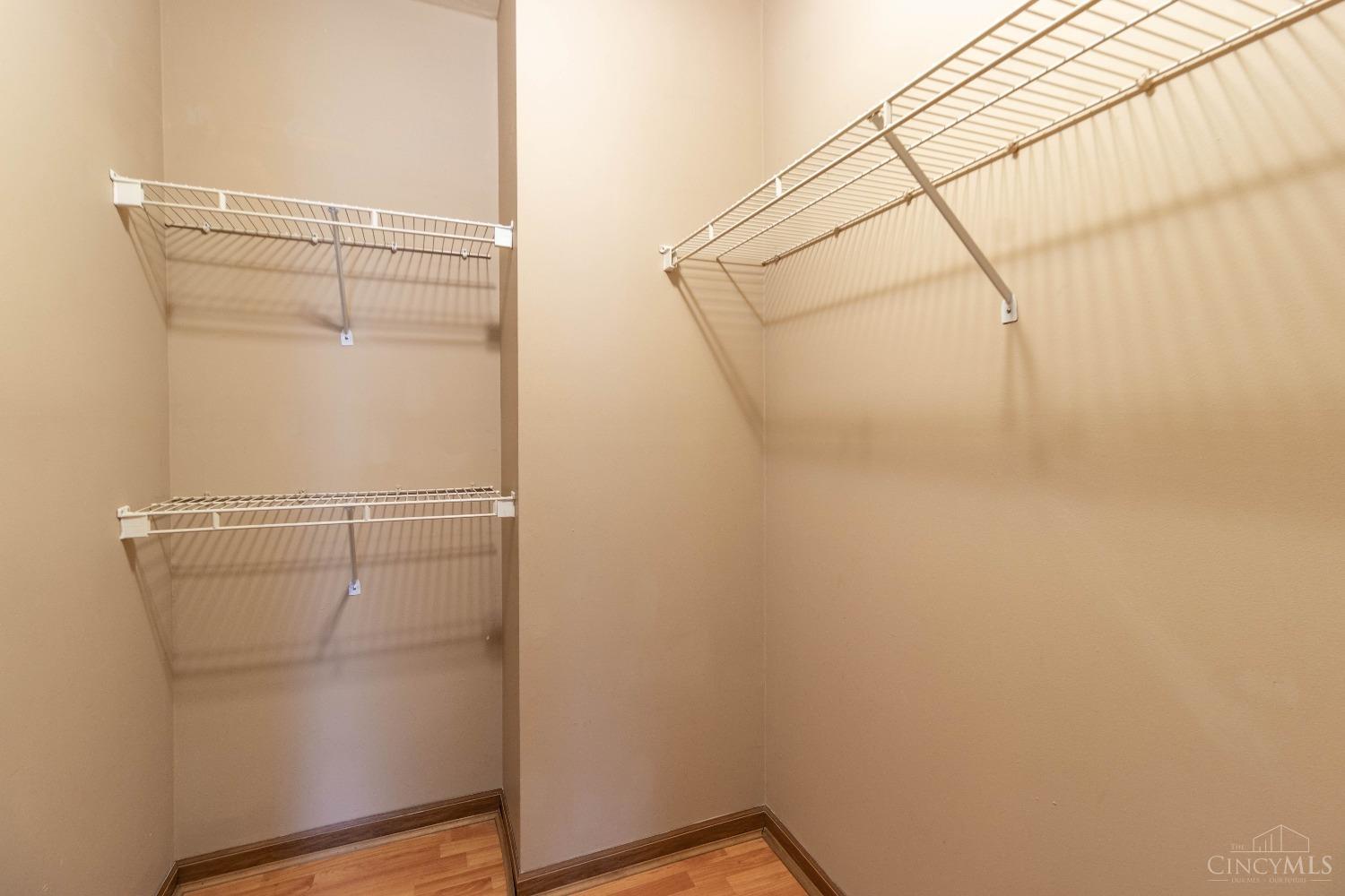 976 Pom Court #B, Trenton, Ohio image 11