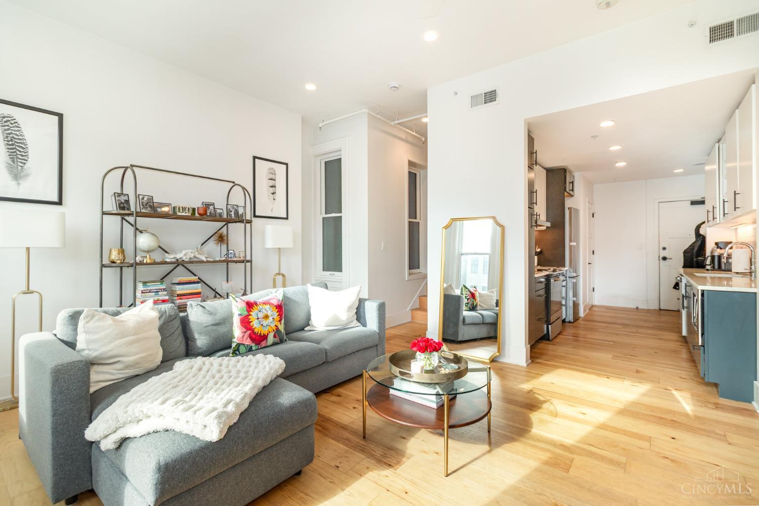 1003 Walnut Street 309