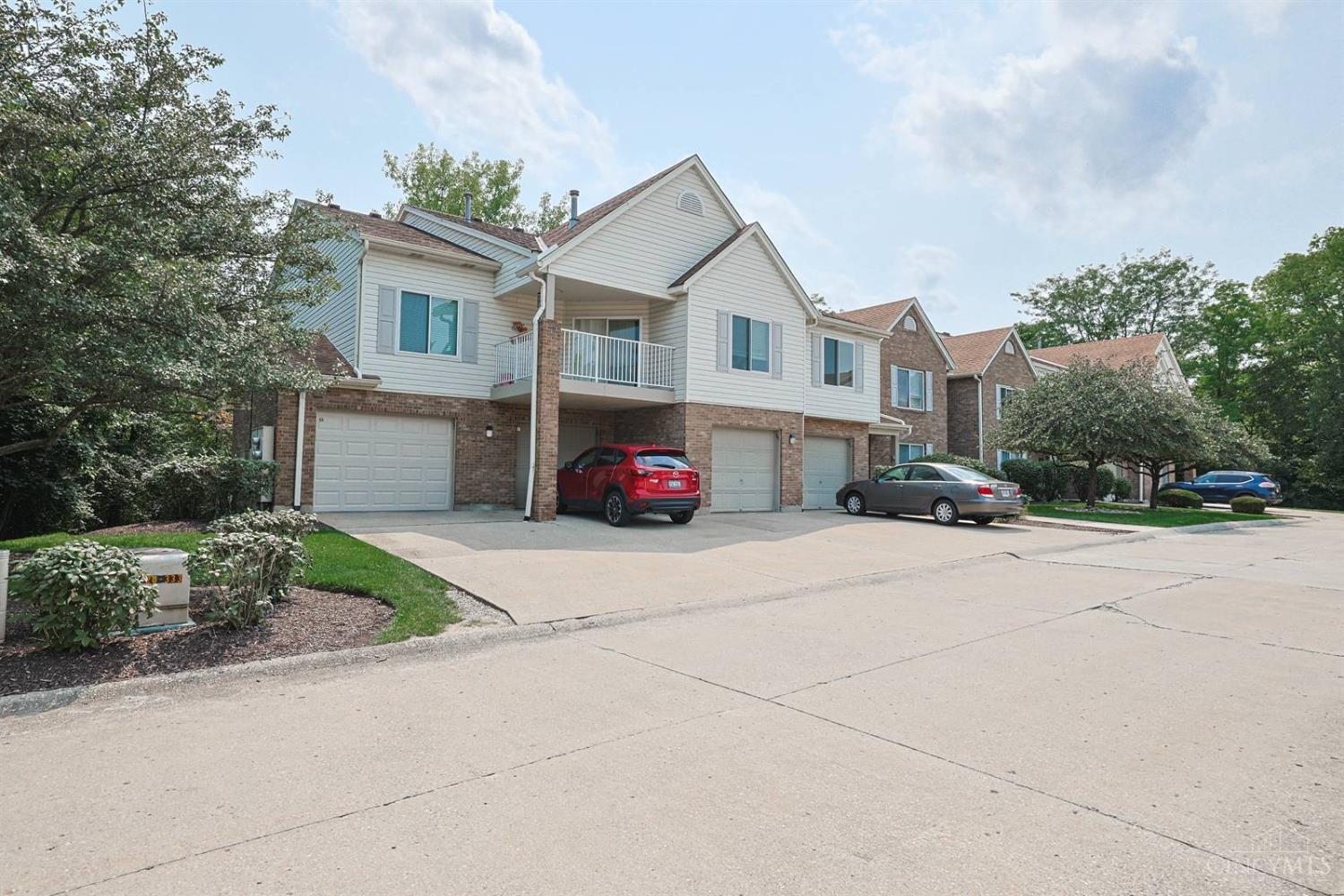 3351 Lindsay Lane 33