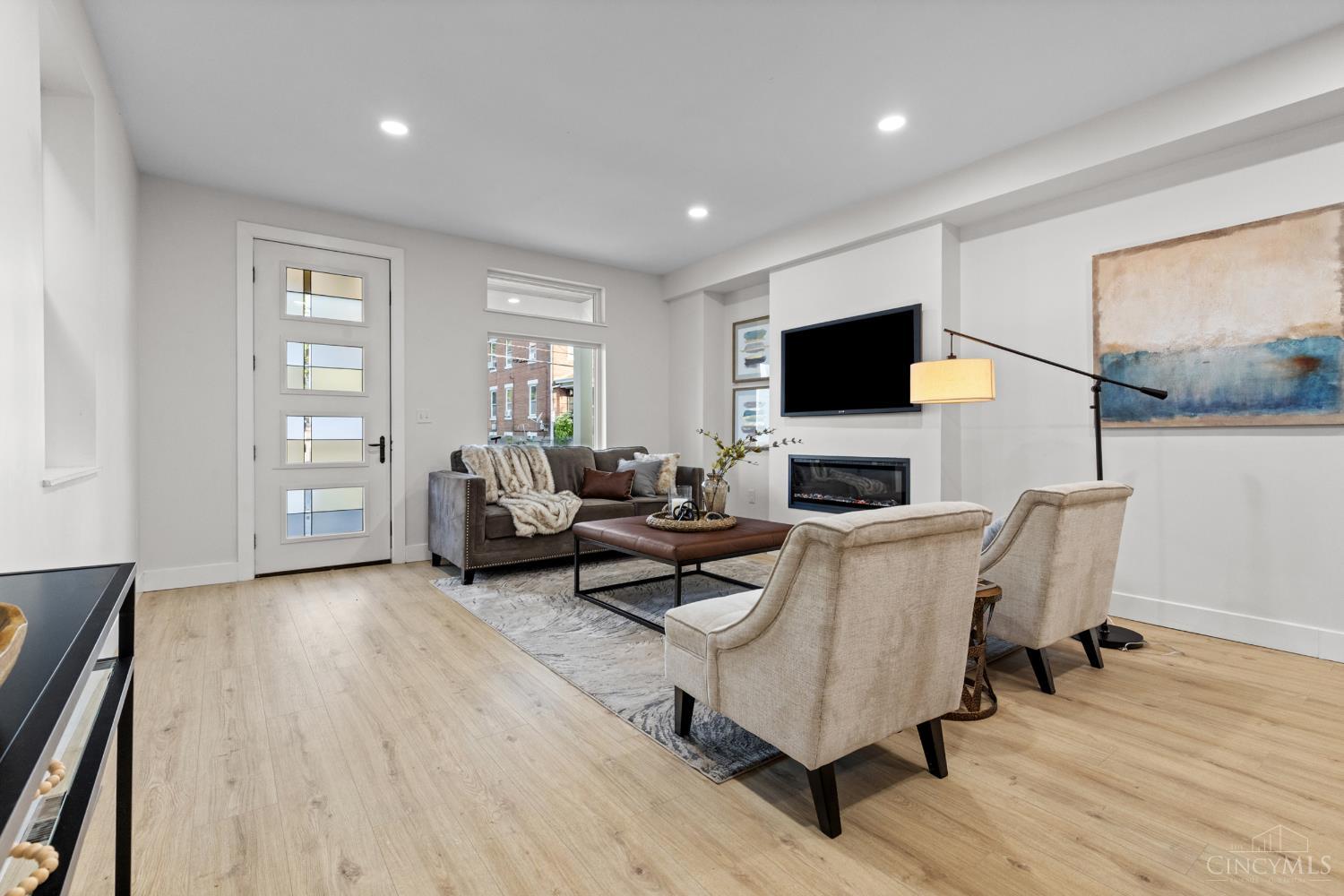 1828 Highland Avenue