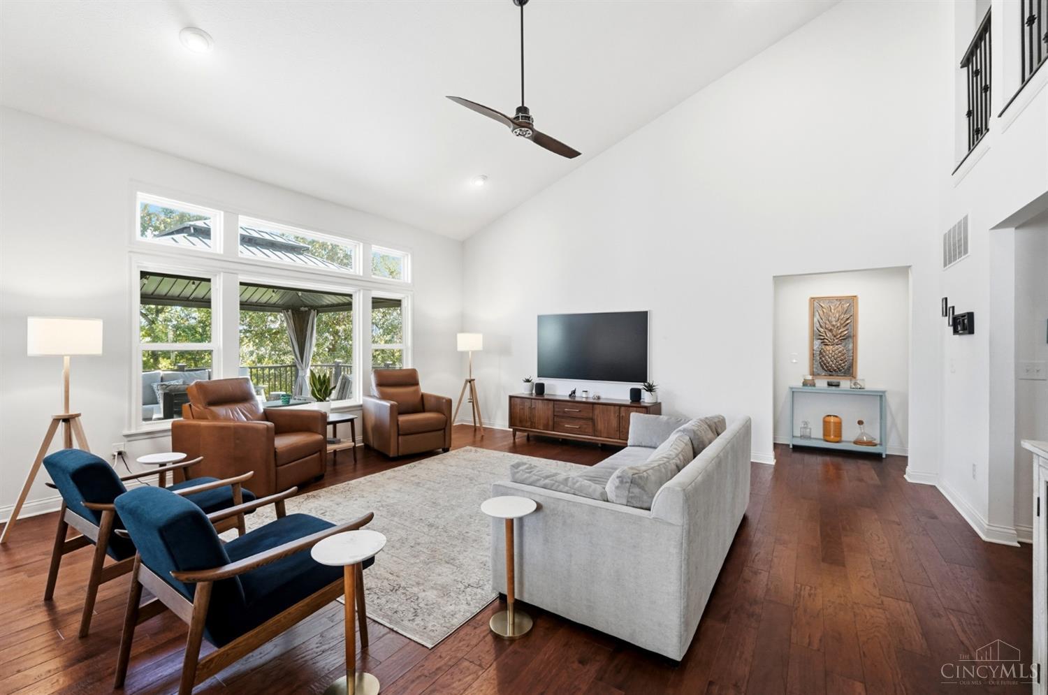 833 Emerald Drive