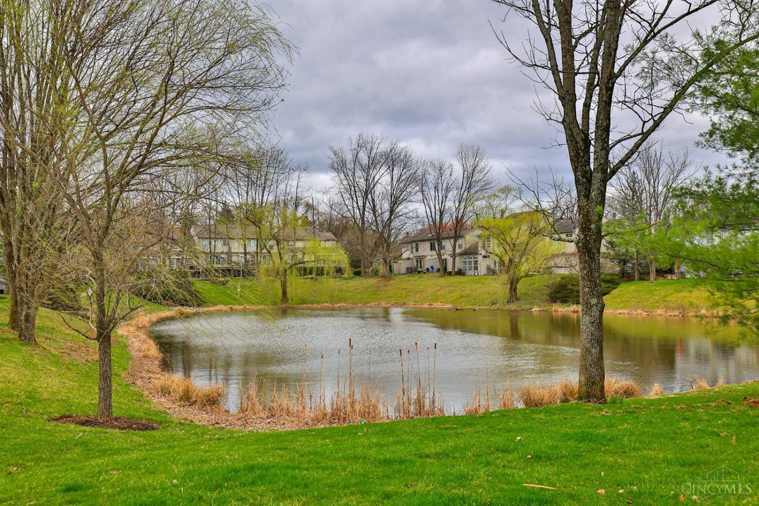 4986 Lord Alfred Court, Sharonville, Ohio image 37