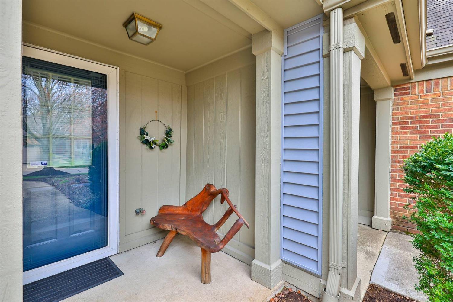 4986 Lord Alfred Court, Sharonville, Ohio image 3