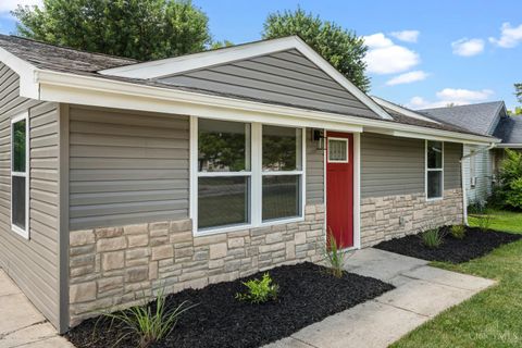 Photo of 142 Kentucky Avenue, Wilmington, OH 45177 (MLS # 1885395)