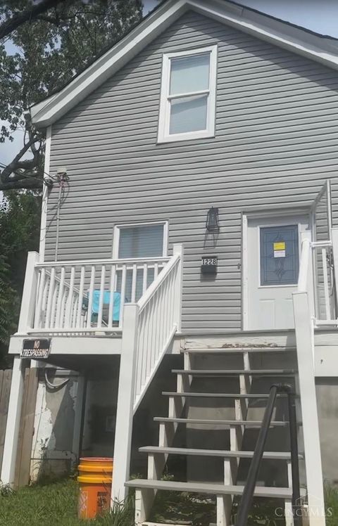Photo of 1228 Rosemont Avenue, Cincinnati, OH 45205 (MLS # 1858504)
