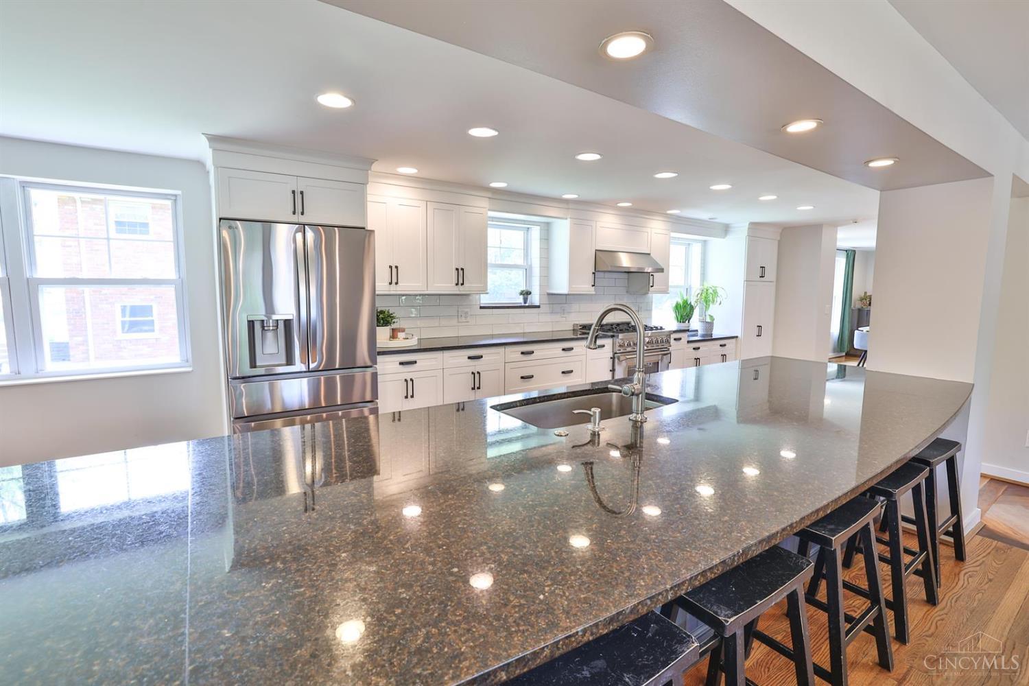 10396 Southwind Drive, Montgomery, Ohio image 28