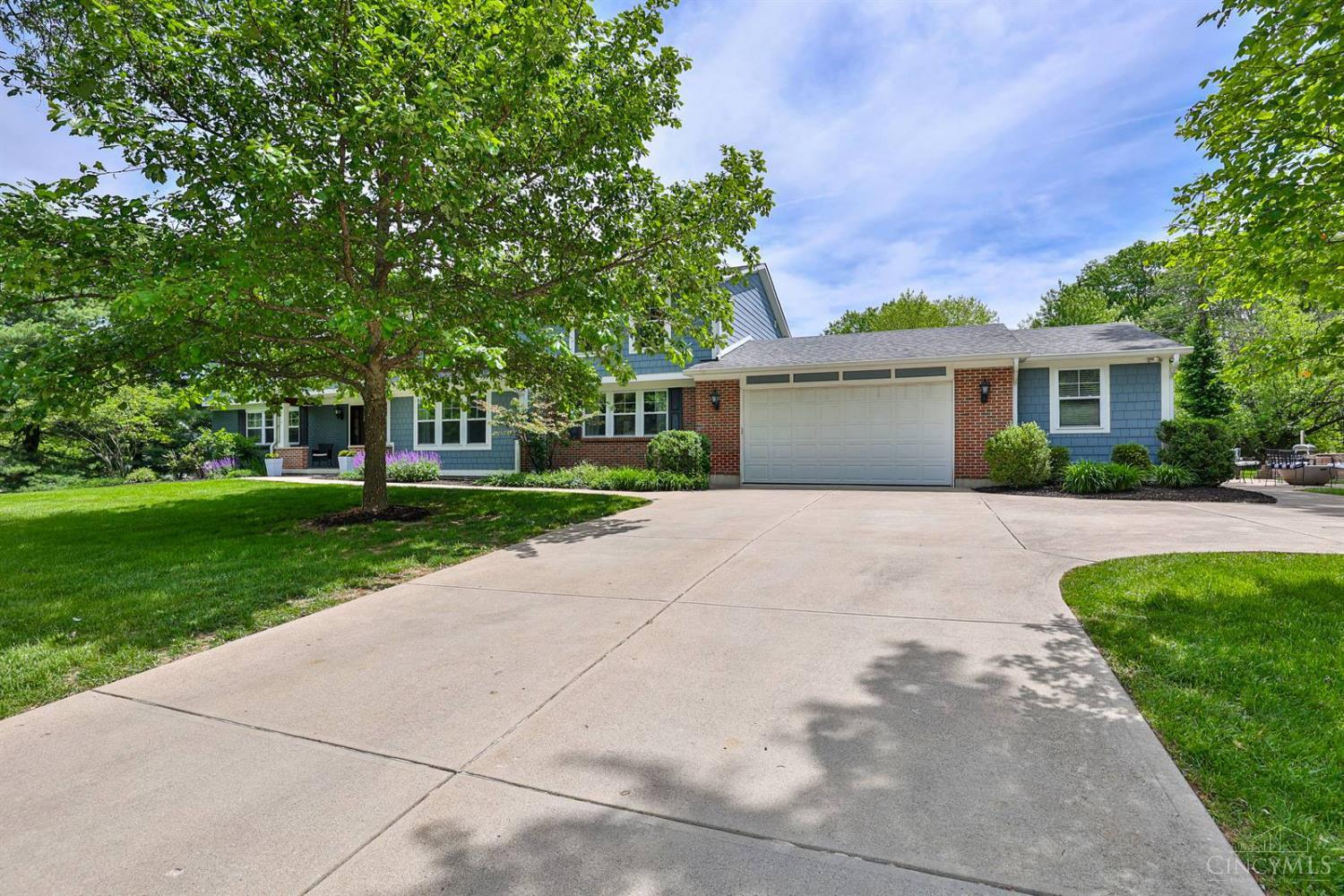 10396 Southwind Drive, Montgomery, Ohio image 2