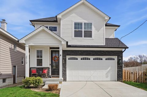 Photo of 3710 Watterson Road, Fairfax, OH 45227 (MLS # 1871433)