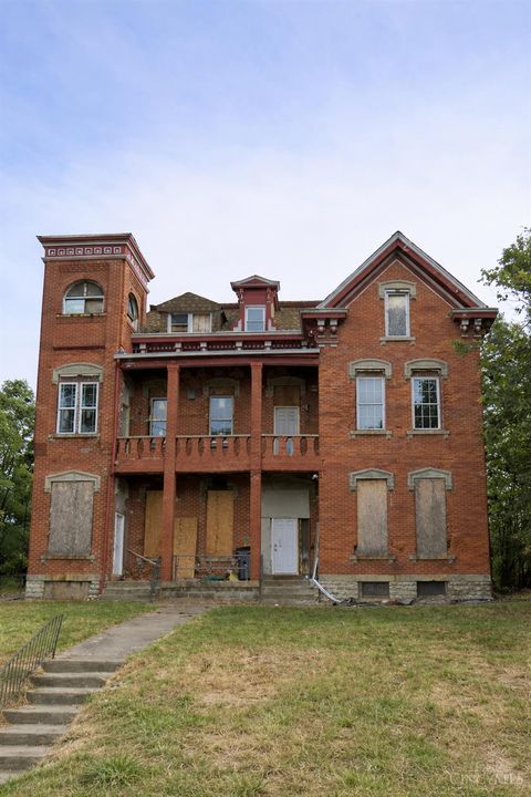 Apartment For Sale - 610 Crown Street<br/> Cincinnati, OH 45206