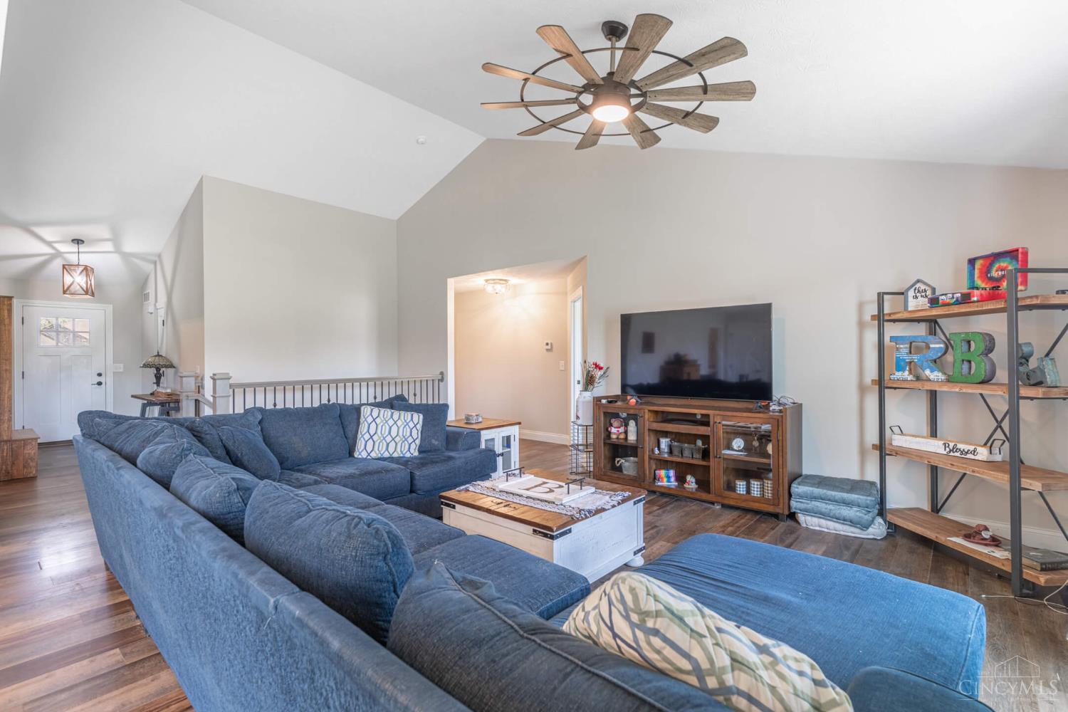 100 Union Crossing Drive