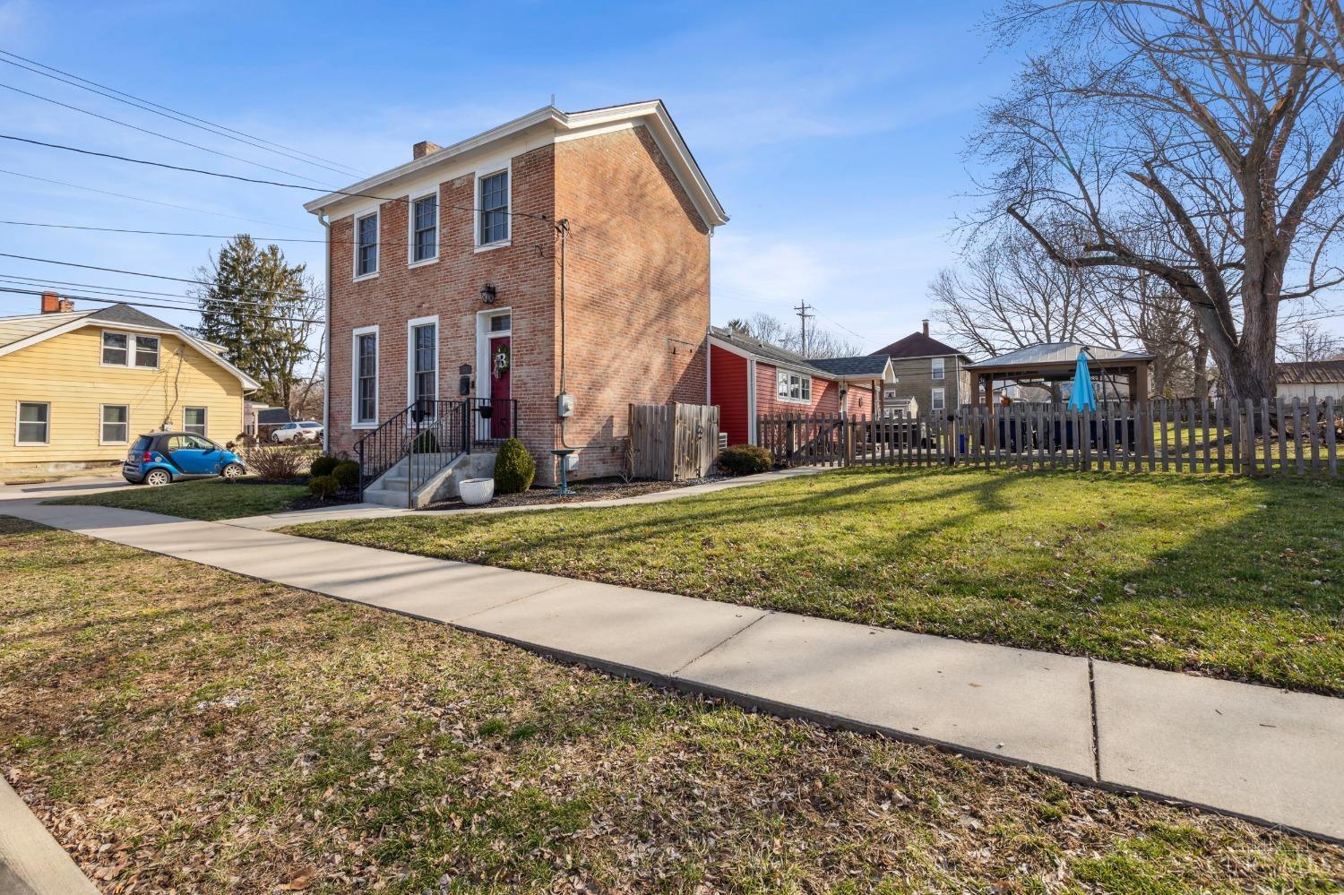 226 N East Street, Lebanon, Ohio image 2