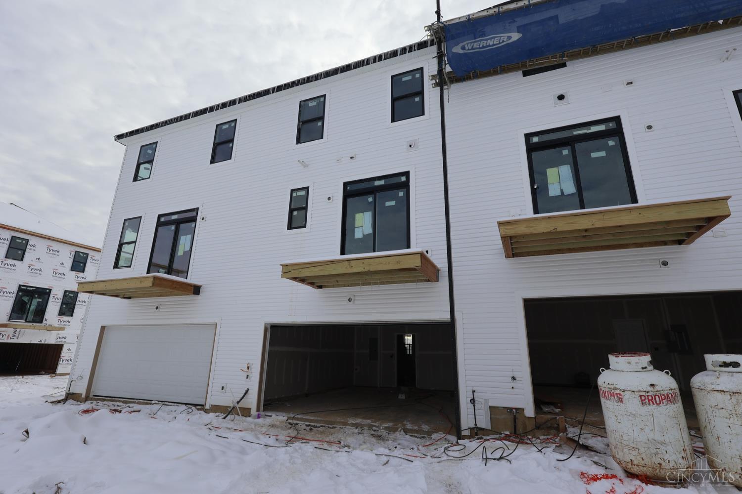 6379 Coverage Court 28