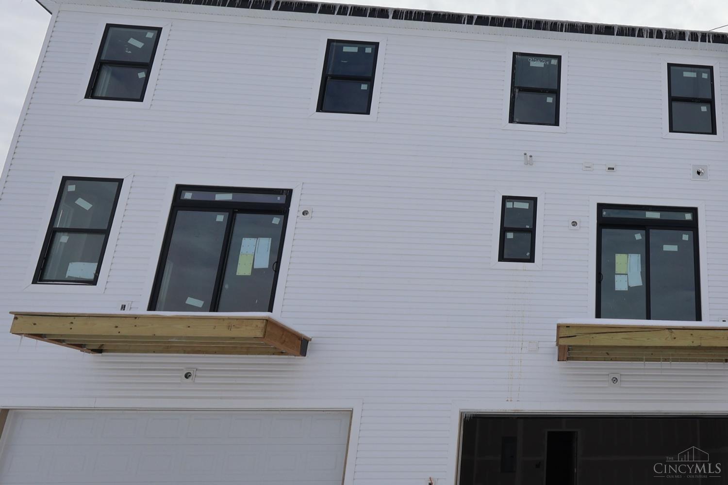 6379 Coverage Court 28