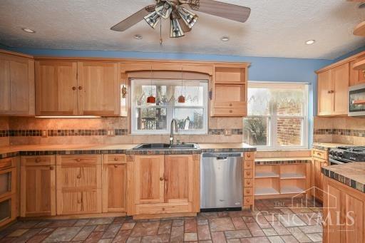 2867 Robers Avenue, Green Township, Ohio image 17