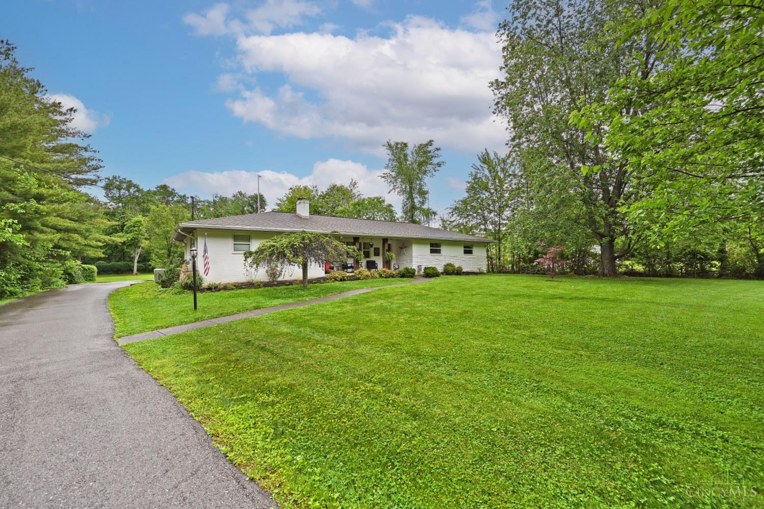 1432 Clough Pike, Batavia, Ohio image 3