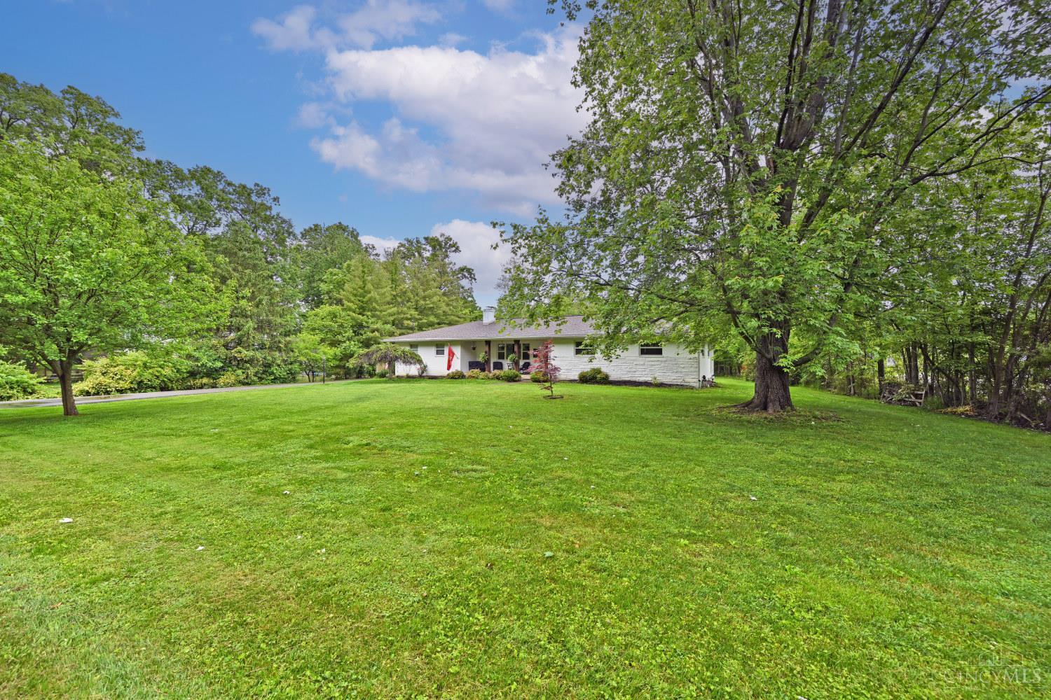 1432 Clough Pike, Batavia, Ohio image 2