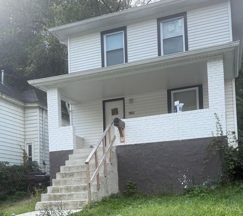 Photo of 1965 Baltimore Ave Ave, Cincinnati, OH 45225 (MLS # 1855077)