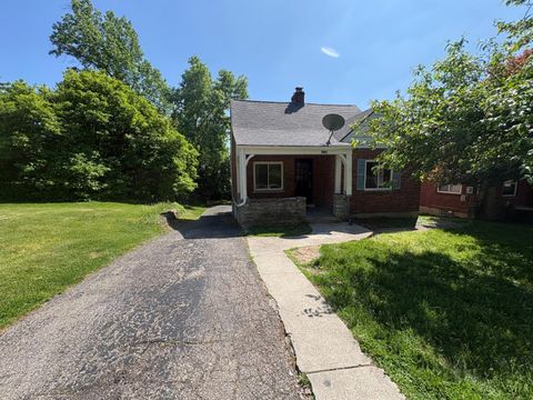 Photo of 4239 Loubell Lane, Cincinnati, OH 45205 (MLS # 1878798)