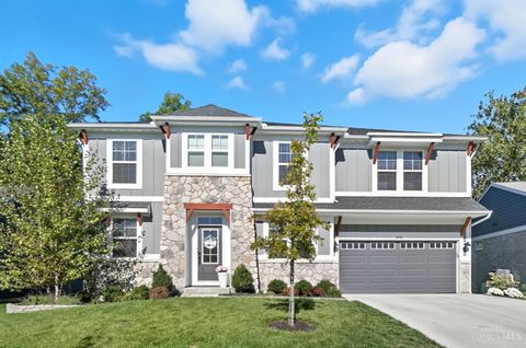 Photo of 3894 Kippling Crossing Xing, Pierce Township, OH 45245 (MLS # 1867844)