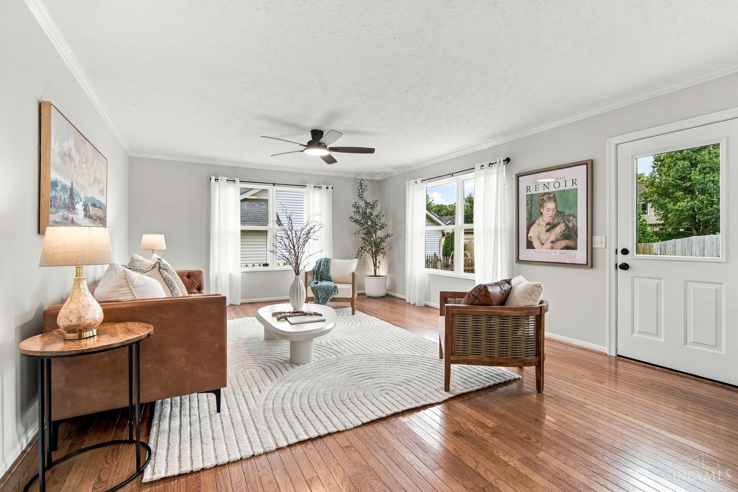 1364 Lamplighter Lane
