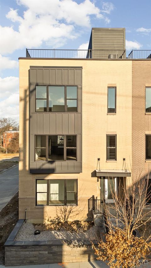 Photo of 3010 Woodburn Avenue, Cincinnati, OH 45206 (MLS # 1871921)