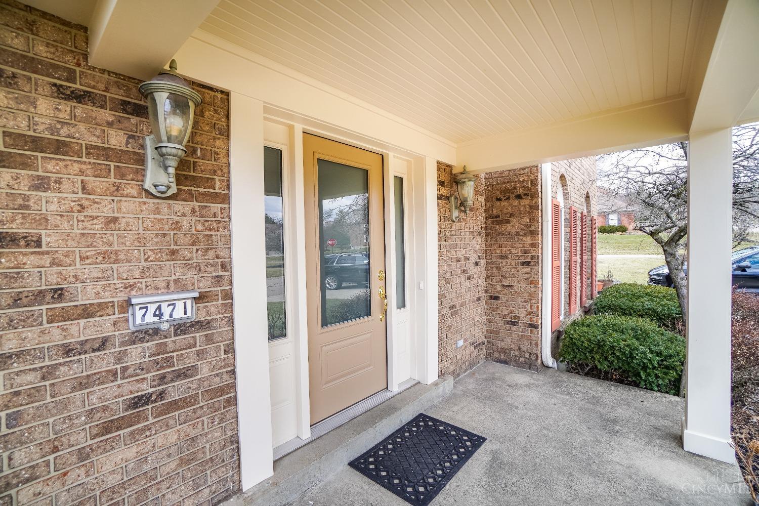 7471 Rodney Court, West Chester, Ohio image 2
