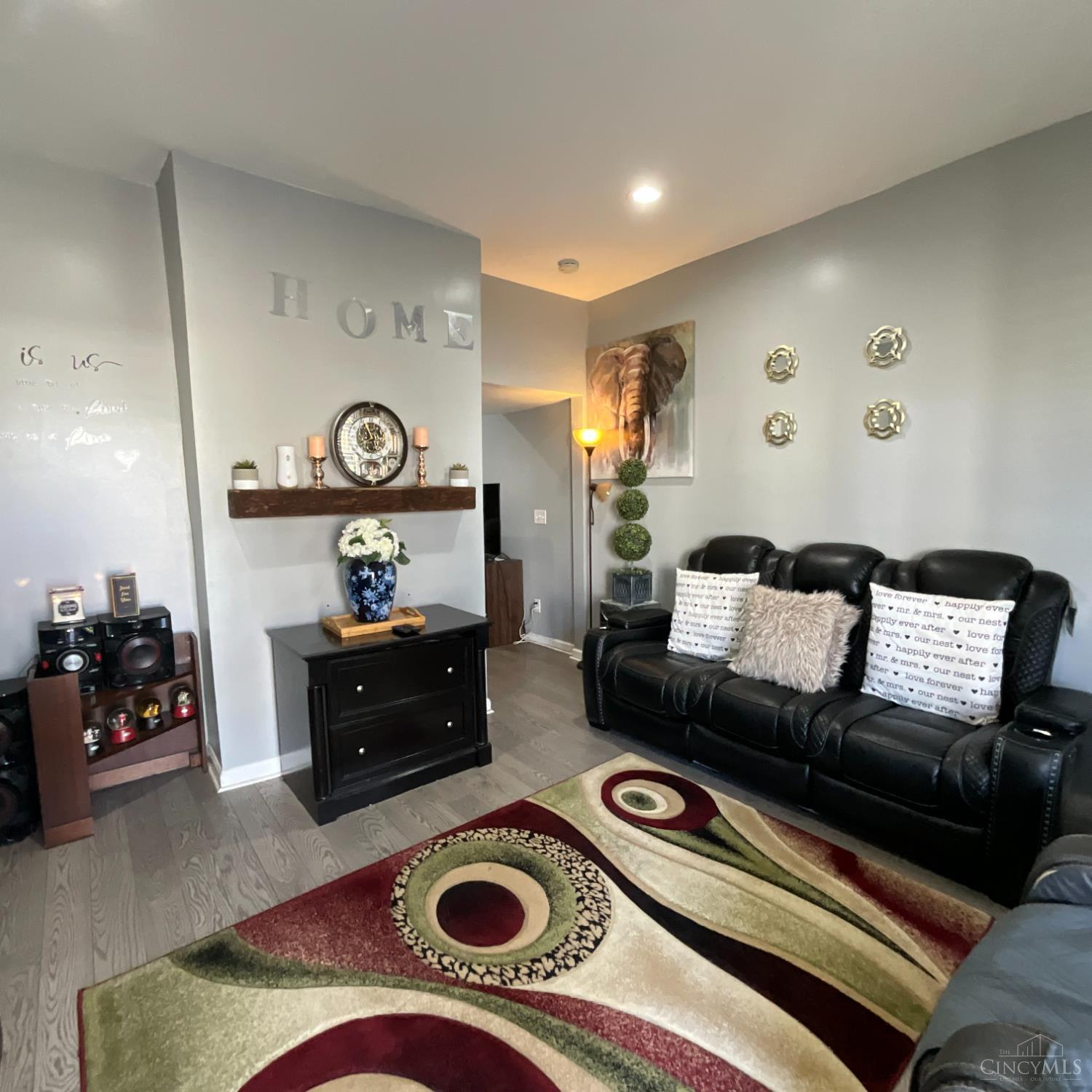 121 W Sixty Fourth Street