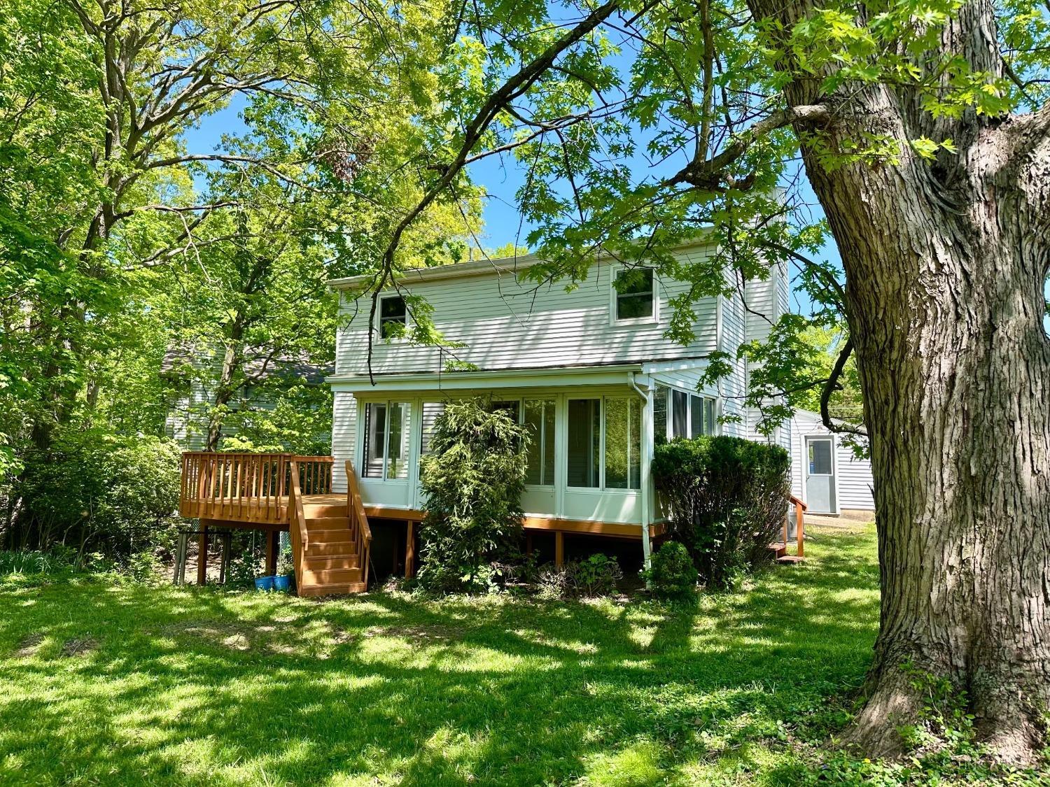 120 Acorn Circle, Oxford, Ohio image 2