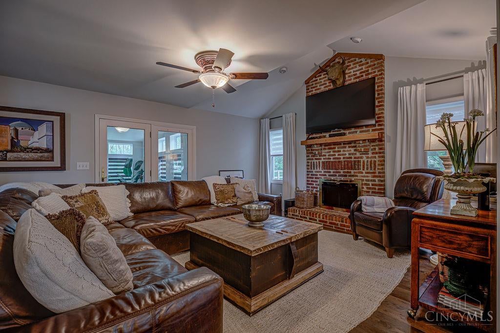 5679 Kyles Lane