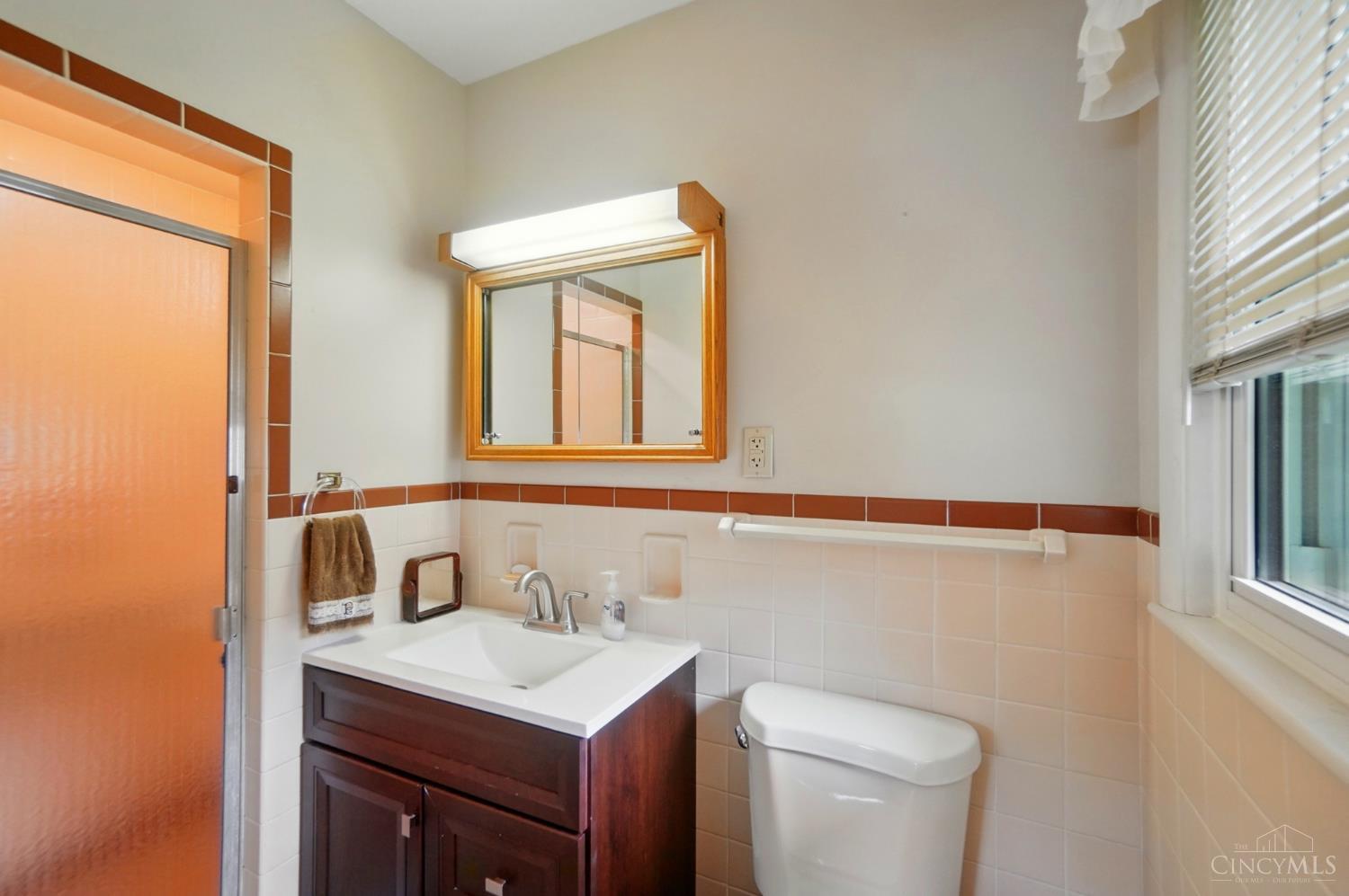 5469 Schiering Drive, Fairfield, Ohio image 22