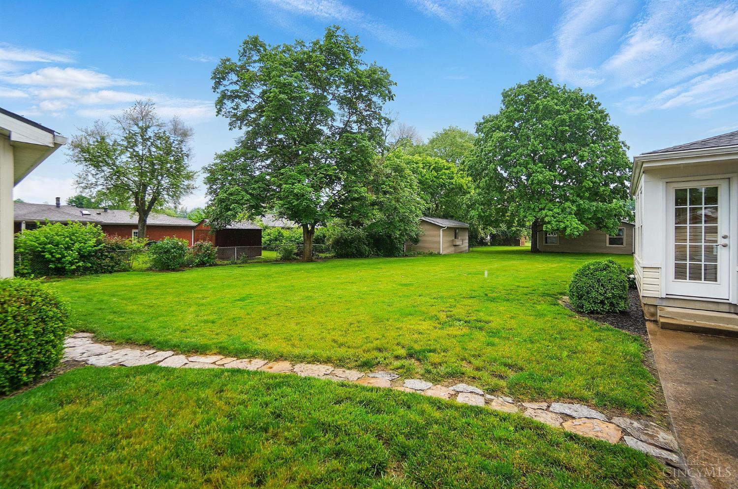 5469 Schiering Drive, Fairfield, Ohio image 44