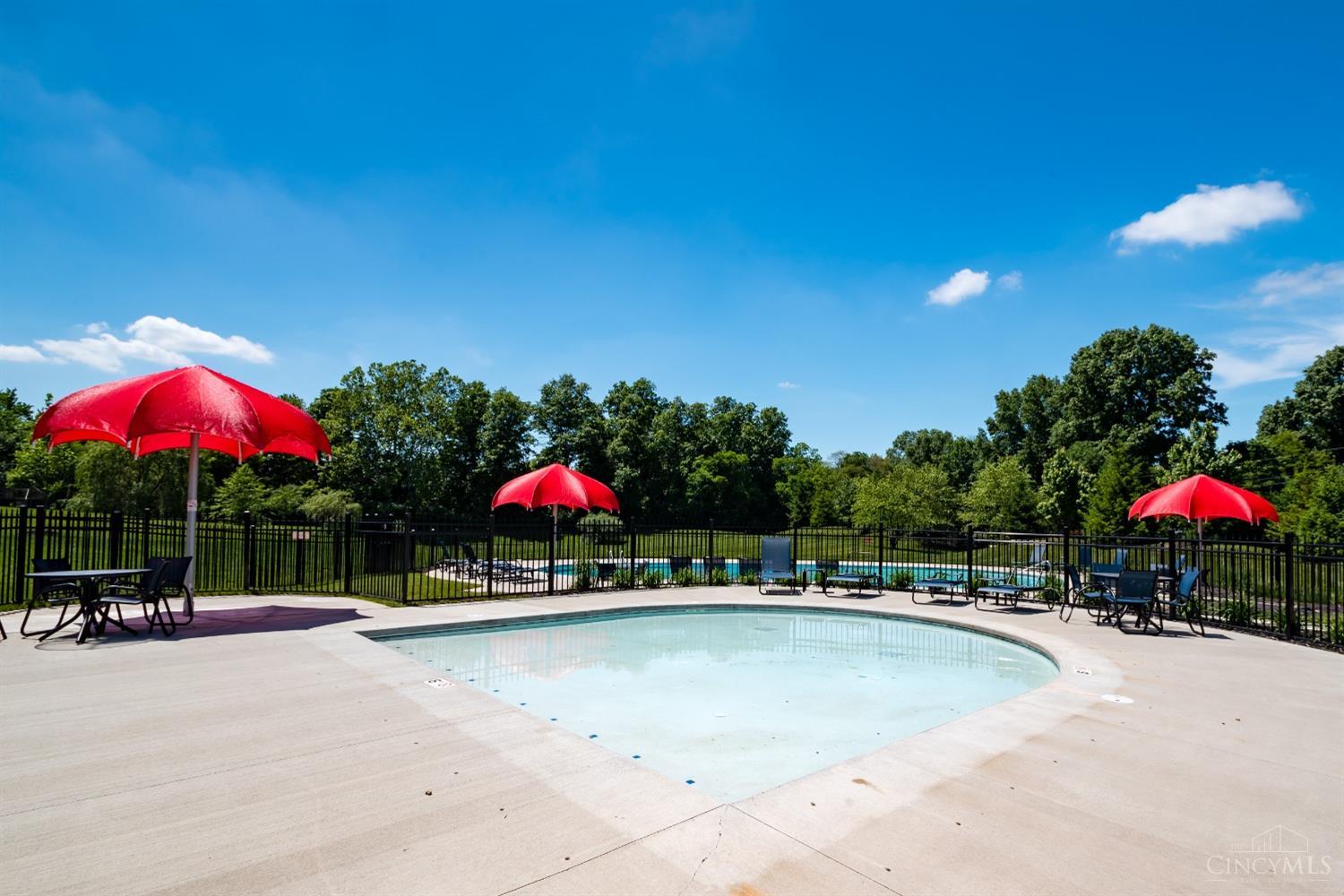 1538 Wexler Court, Hamilton Twp, Ohio image 5
