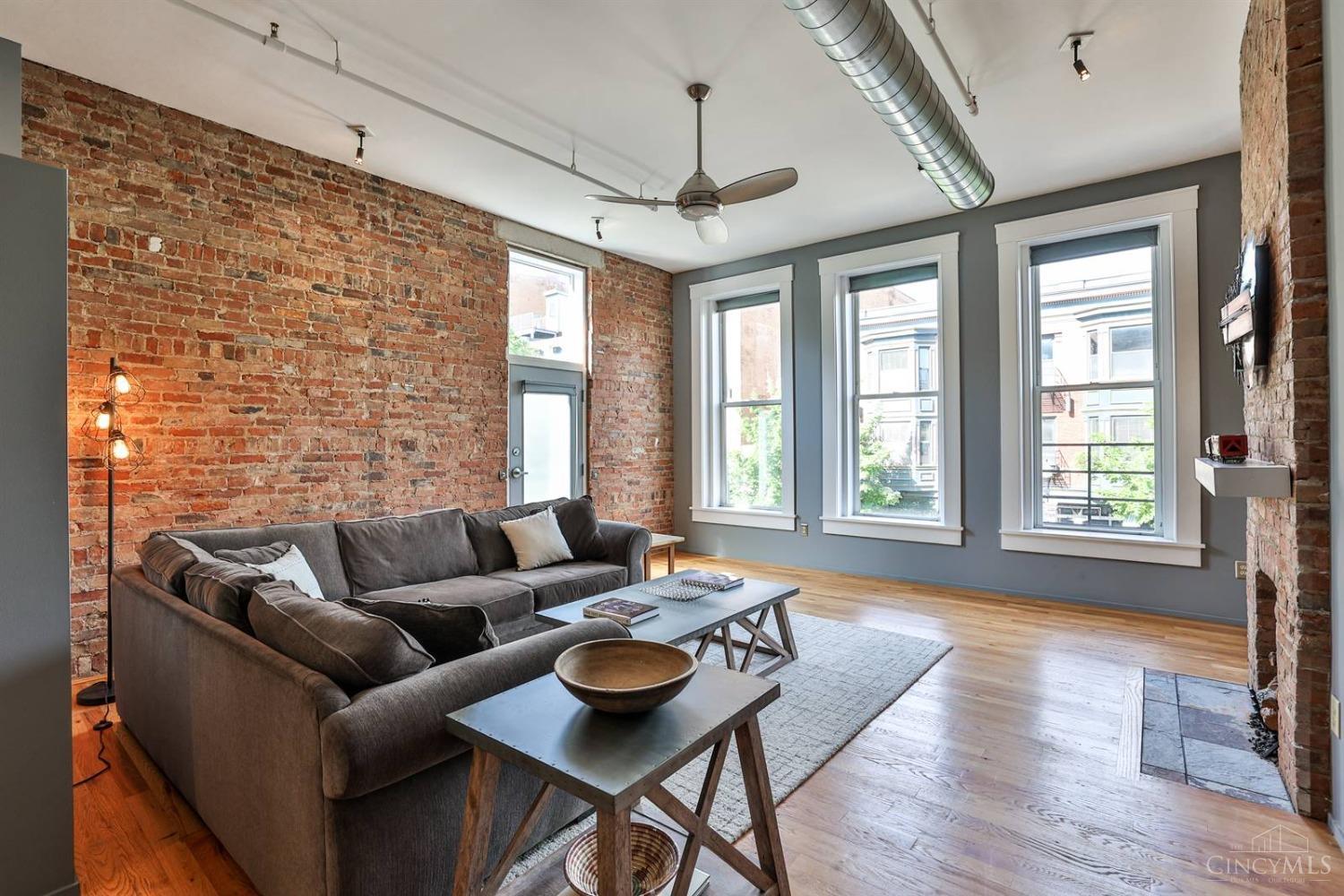 1214 Vine Street 3