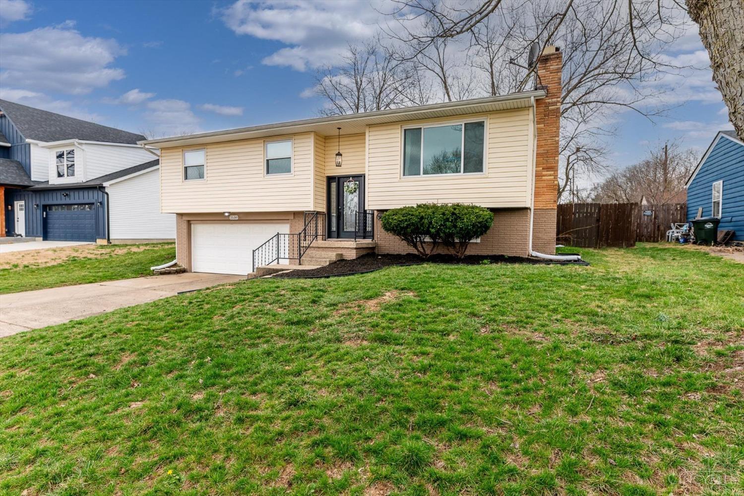 2530 El Camino Drive, Middletown, Ohio image 2