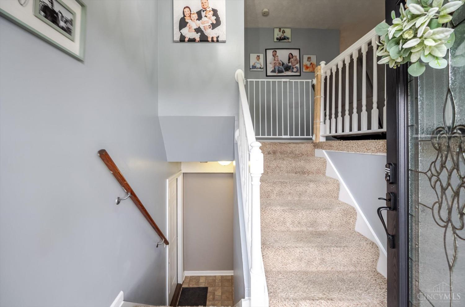 2530 El Camino Drive, Middletown, Ohio image 6