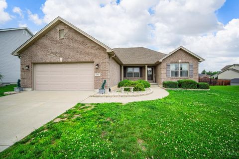 Photo of 246 Auburn Meadows Court, Carlisle, OH 45005 (MLS # 1885454)