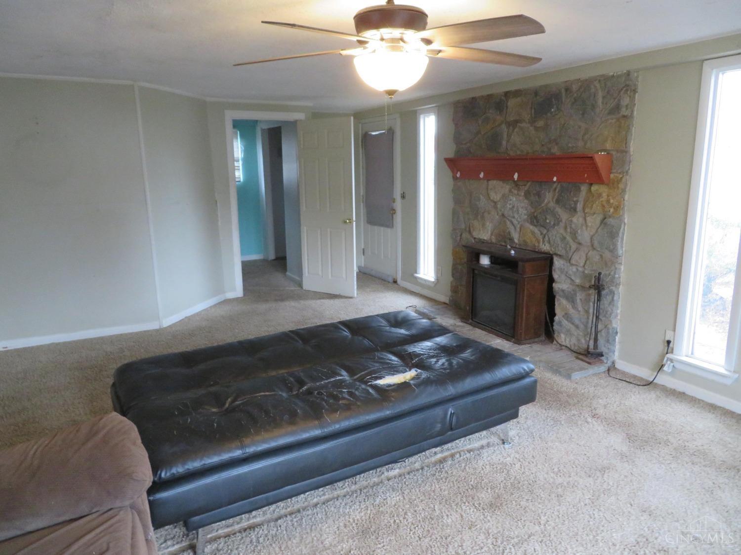 6539 Spring Hill Drive, Paint Twp, Ohio image 18