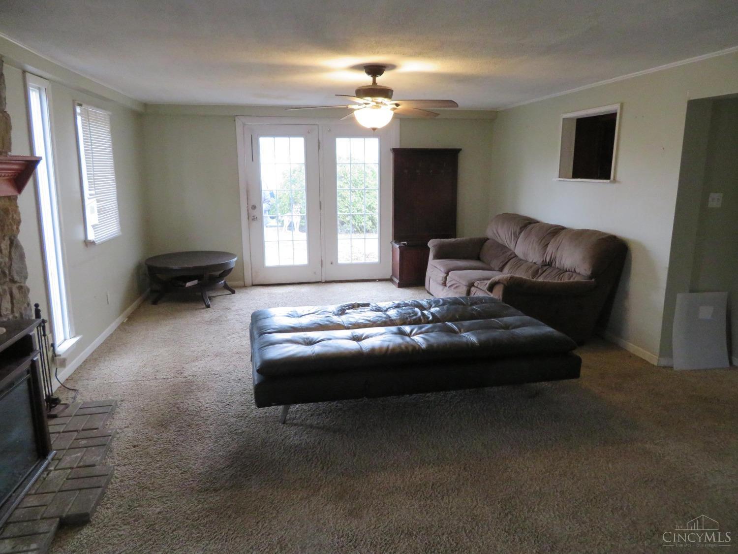 6539 Spring Hill Drive, Paint Twp, Ohio image 19